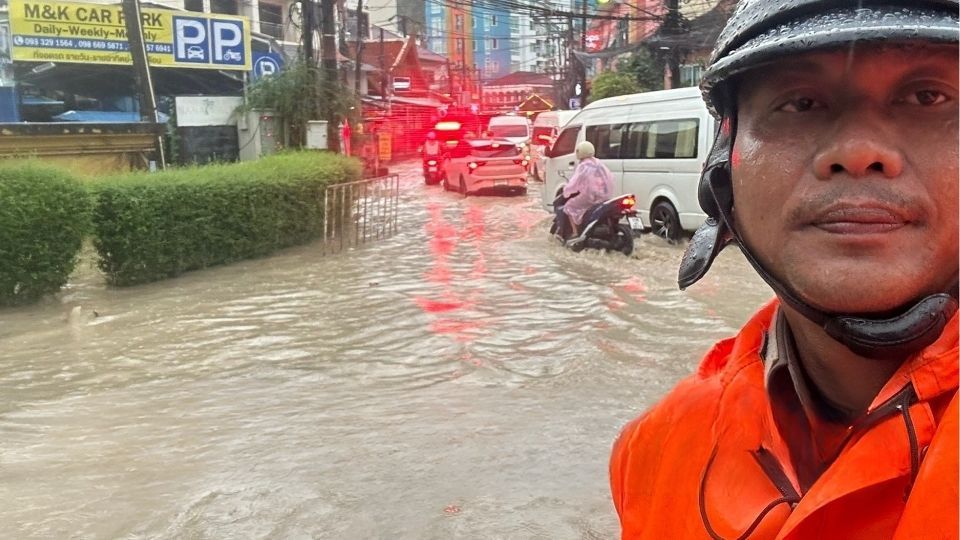 Flash floods swamp Patong again, traffic brought to standstill | News by Thaiger