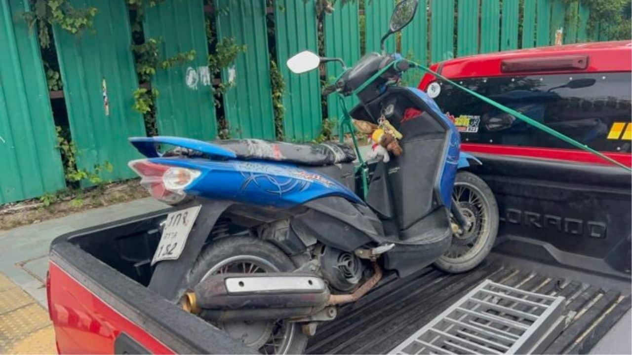 Motorcyclist dies after collapsing mid-ride on Pattaya street | Thaiger