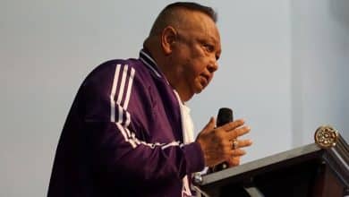 Hat Yai mayor apologises over flood response, outlines recovery plans | Thaiger