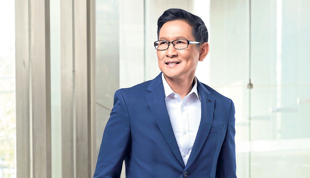 Auttapol outlines long-term strategies for hydrogen nuclear energy despite limited government time.