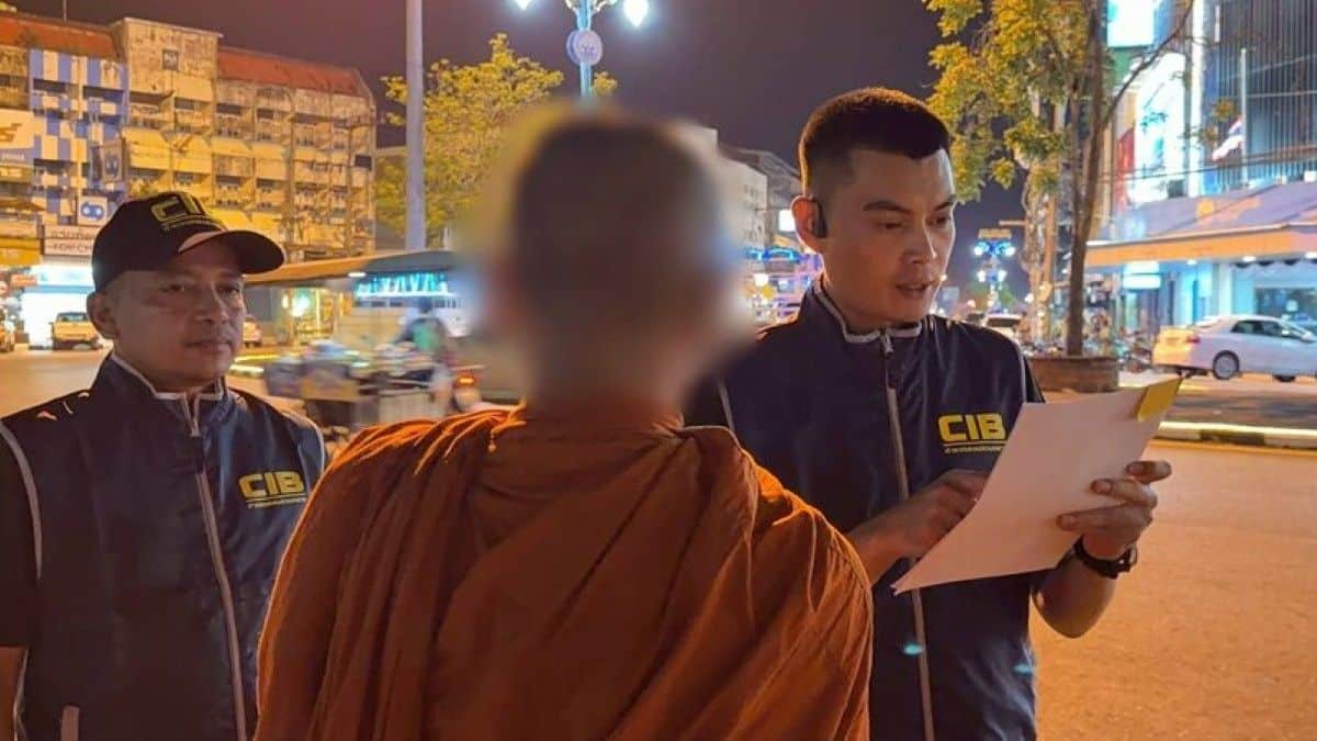 Monk arrested for fleeing rape charges involving 14 year old | Thaiger