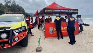 Two drown at Bang Tao Beach, Phuket, despite red flag warnings | Thaiger