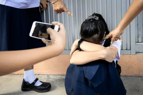 Mother seeks justice after teen assault by 11 girls in Surat Thani | News by Thaiger