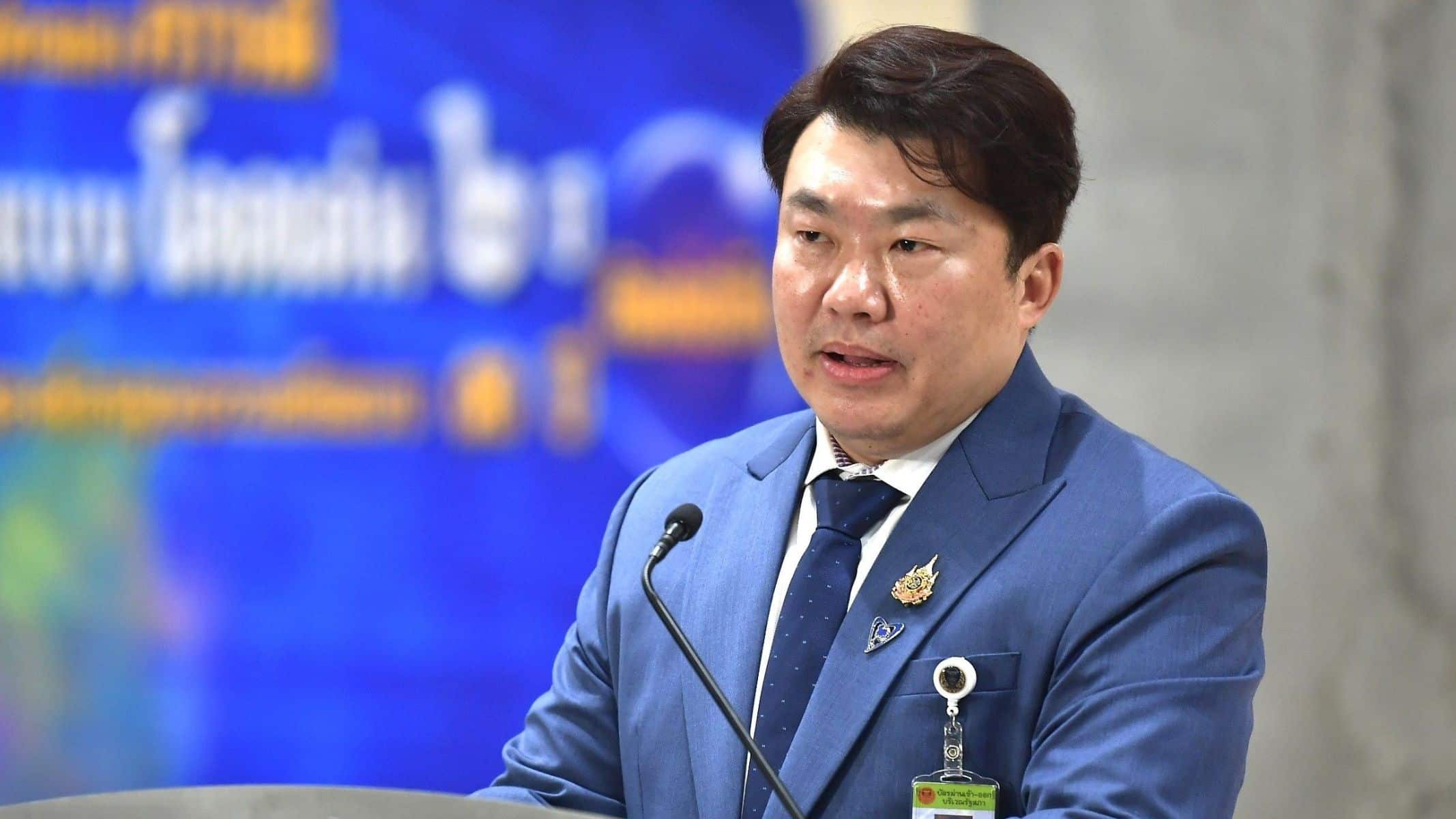 Thai welfare cardholders get year-end cash boost from November | News by Thaiger