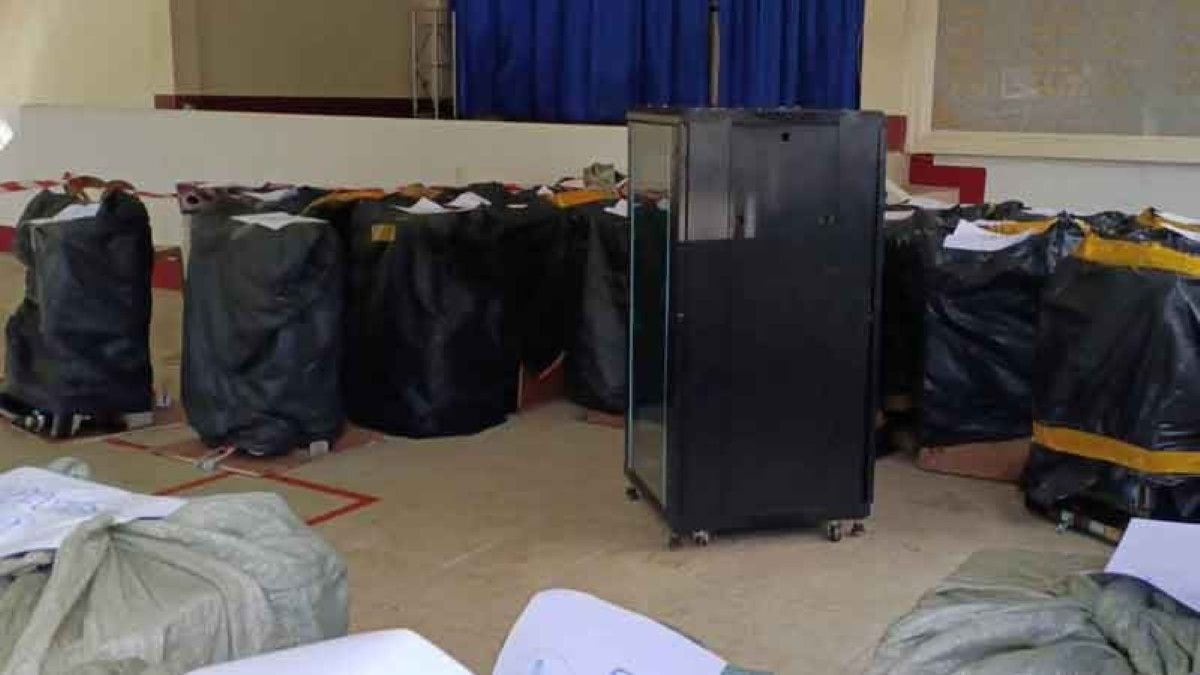 Chinese man claims ignorance after 49 slot machines seized in Sattahip raid | News by Thaiger