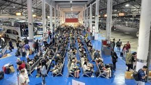 Bus terminals packed as 134,000 travel home for New Year | Thaiger