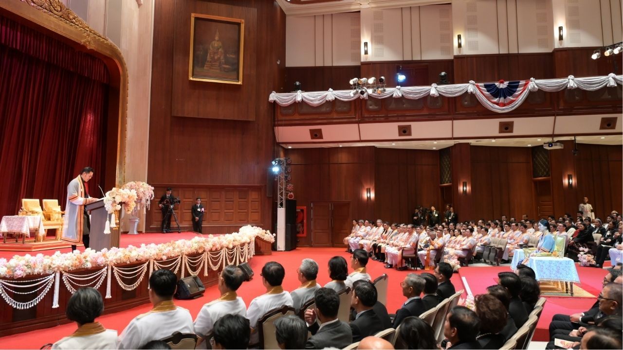 Chulalongkorn University hosts Bhutan’s King and Queen for honorary degrees | News by Thaiger