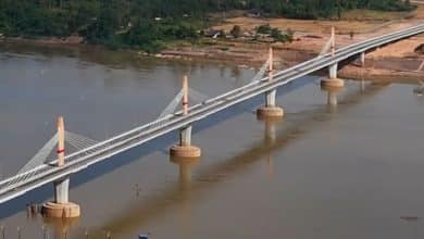 Thailand and Laos strengthen ties with fifth friendship bridge | Thaiger