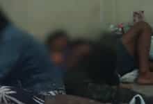 Chumphon woman arrested for using meth with child beside her | Thaiger