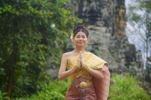 Thai netizens call out Cambodia’s Miss Charm video | Thaiger