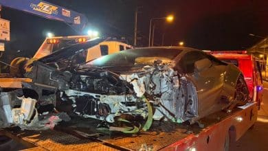 Lamborghini crashes into power pole in Nonthaburi | Thaiger