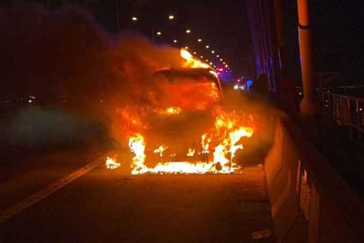 Couple’s newly bought car goes up in flames before reaching home | Thaiger
