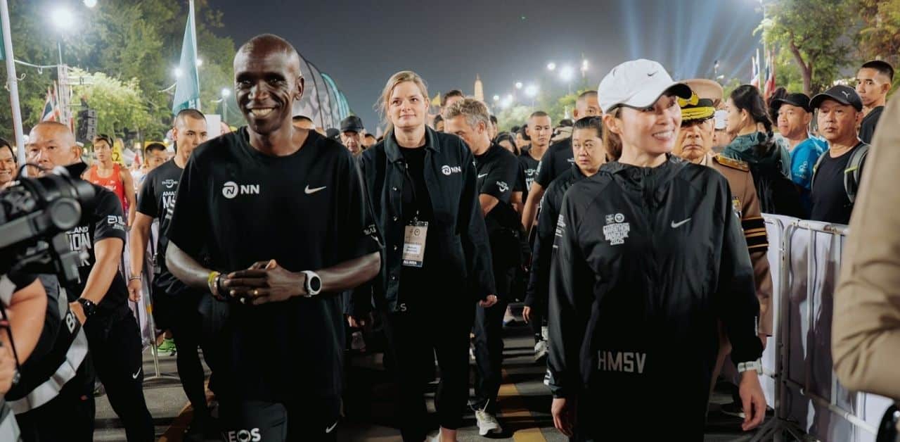 Thai queen in half marathon with Eliud Kipchoge in Bangkok