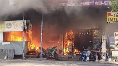 Thai mother and 2 children die embracing in Samut Sakhon building fire | Thaiger