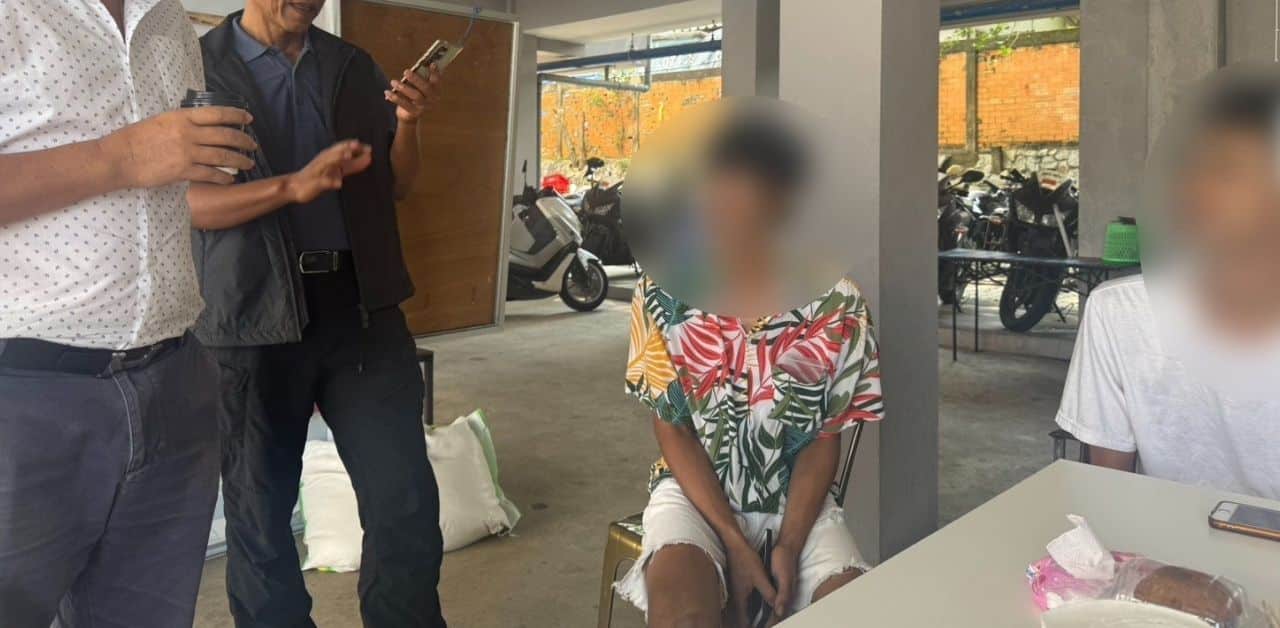 Thai man surrenders after firing shots during Hat Yai flood rescue | Thaiger