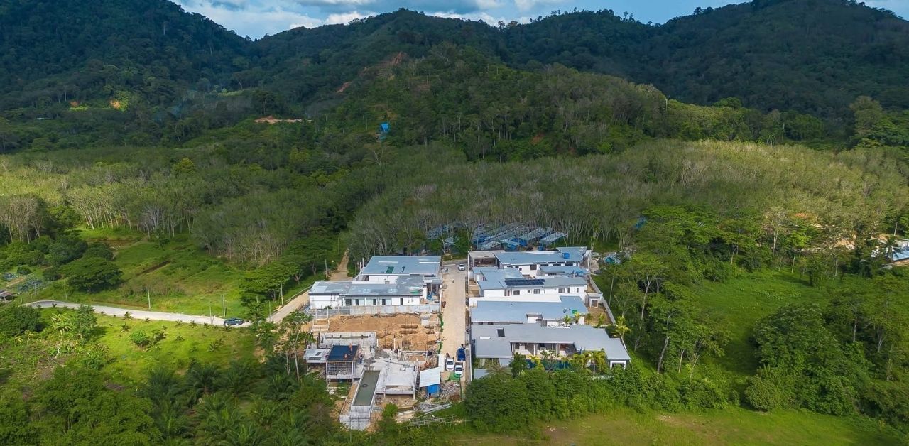 Phuket luxury villa scam
