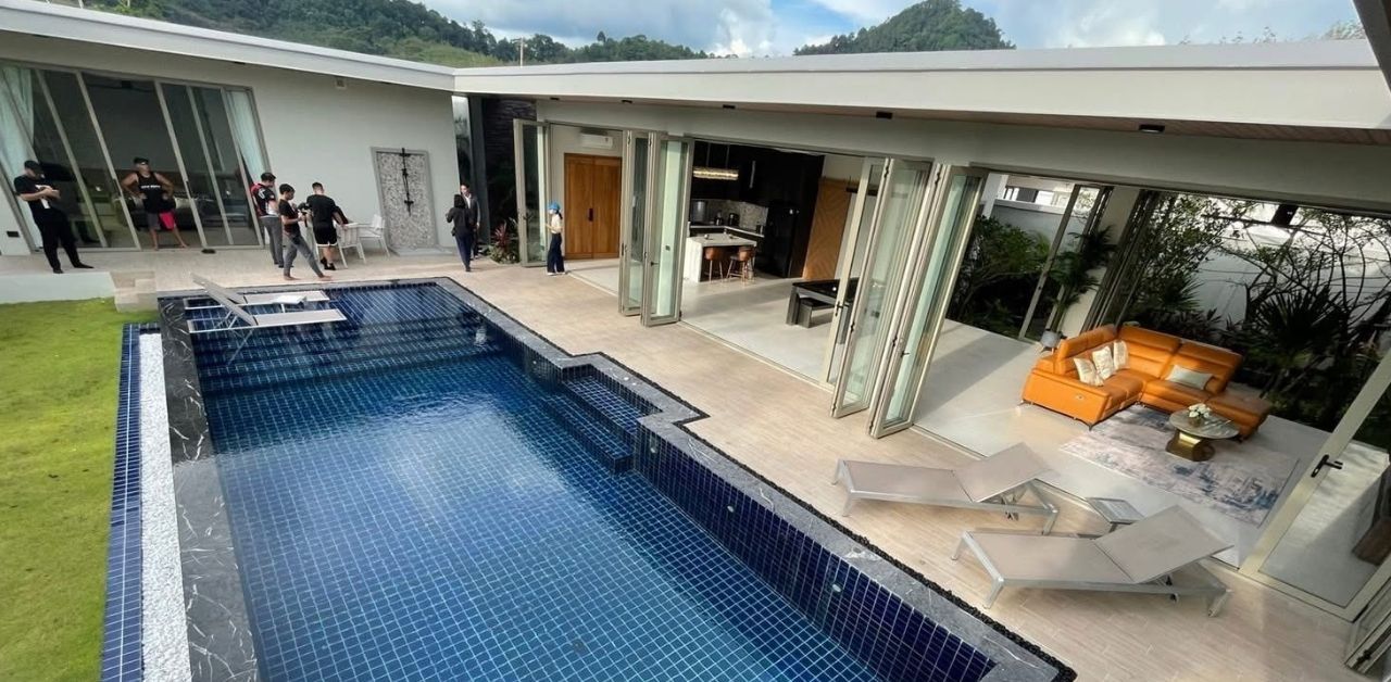 Thai and foreignes lost money in Phuket pool villa scam