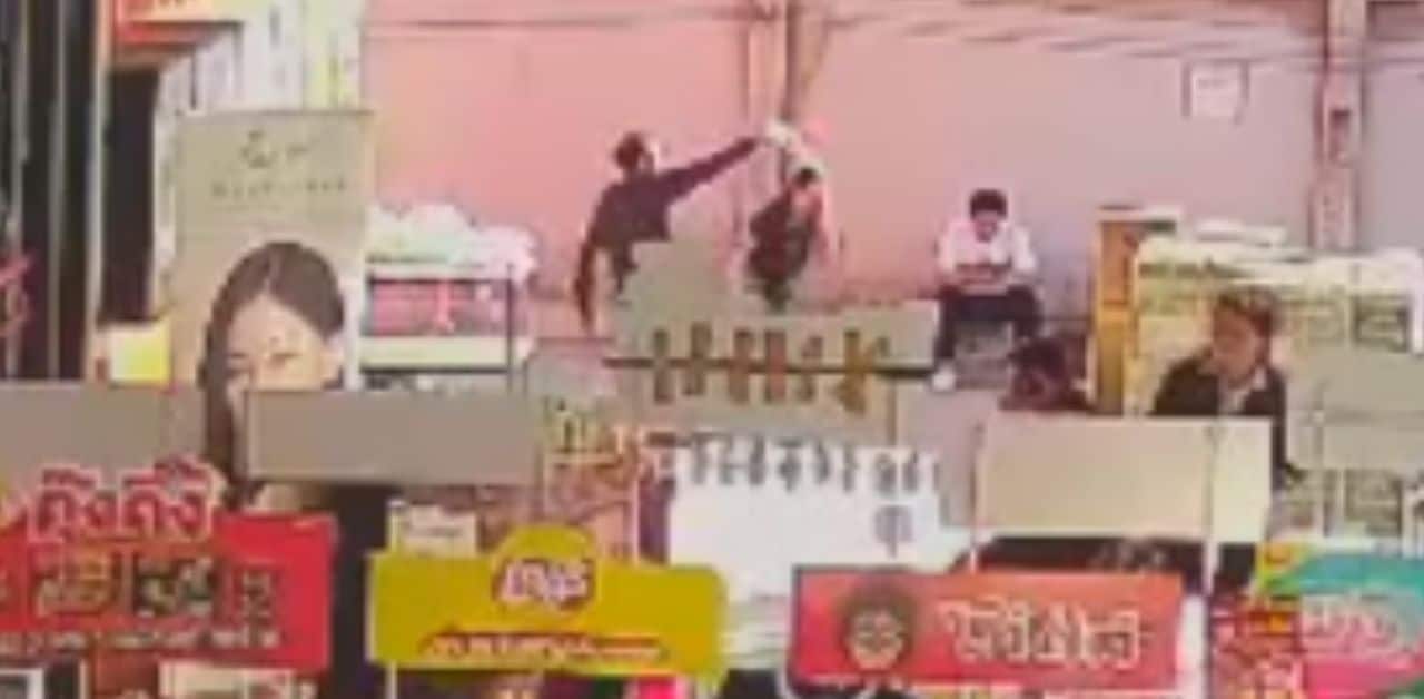 Thai man sets wife on fire in Nakhon Sawan