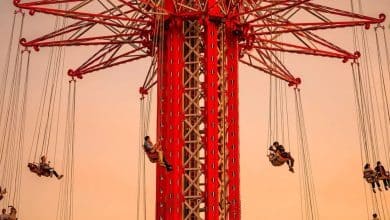 Asiatique introduces scenic mode and cuts hours after SkyFlyers noise complaints | Thaiger