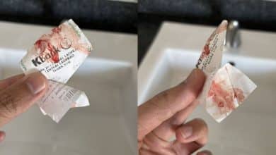 Thai man raises alarm after finding blood smeared on arm during MRT ride | Thaiger