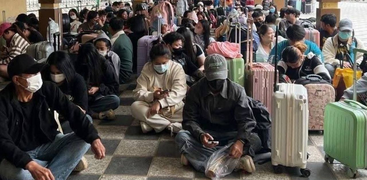 Thai people banned from returning home from Cambodia