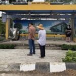 Thai woman killed as pickup spins into Pathum Thani bus stop | Thaiger