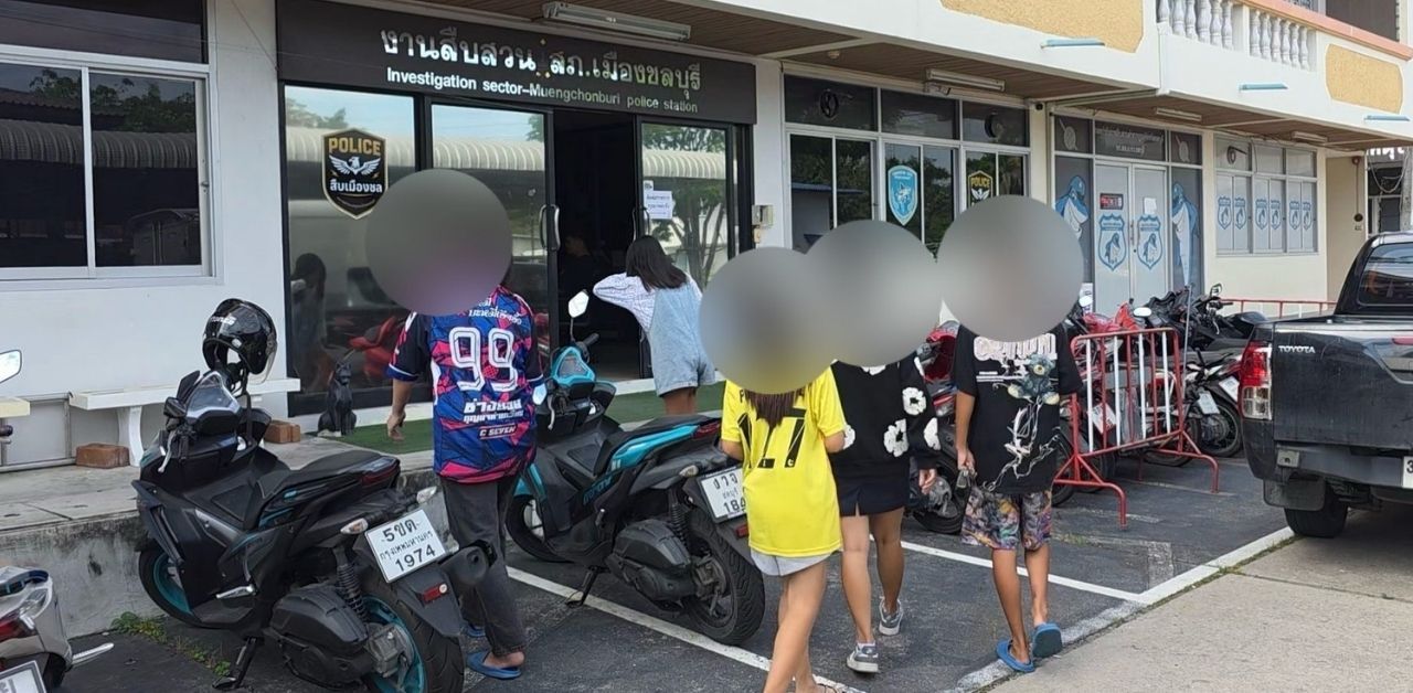 Teenagers criticised for inappropriate buffalo dance