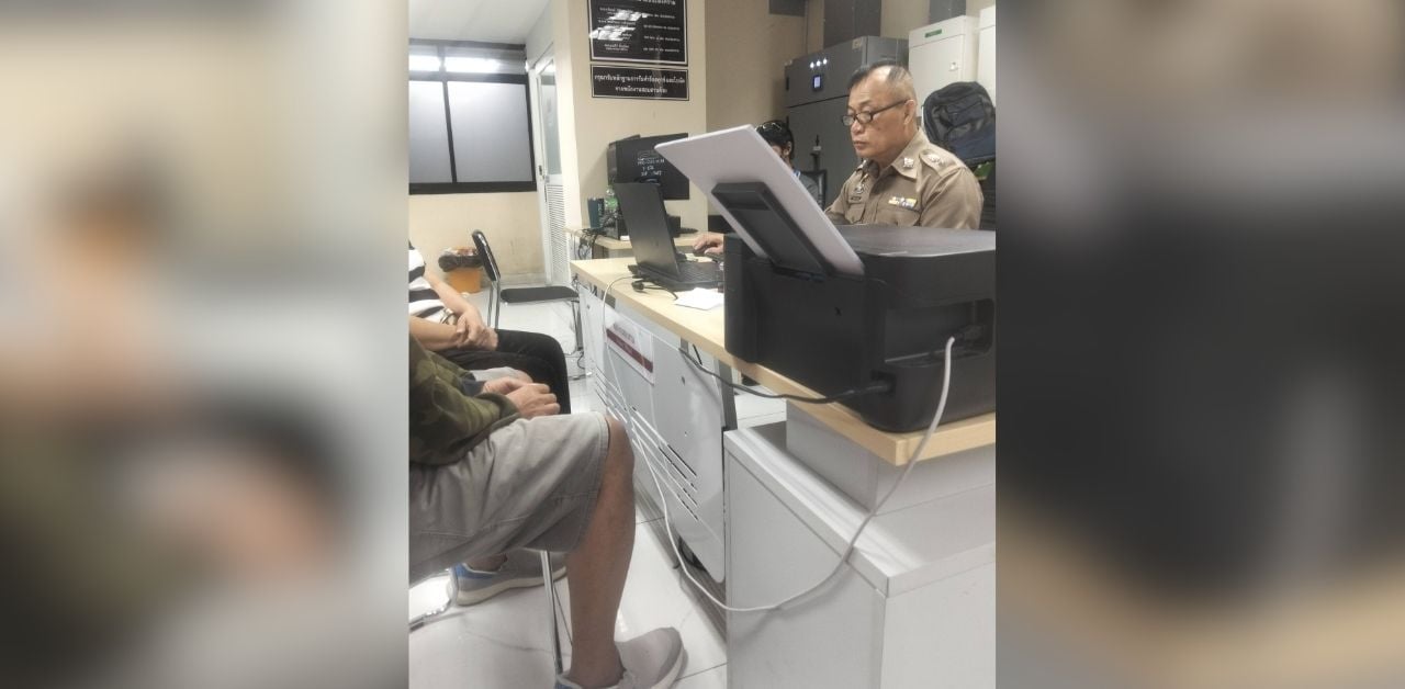 Foreign thief at large after motorcycle theft