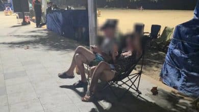 Russian couple fined after public sex on camping chairs in Pattaya | Thaiger