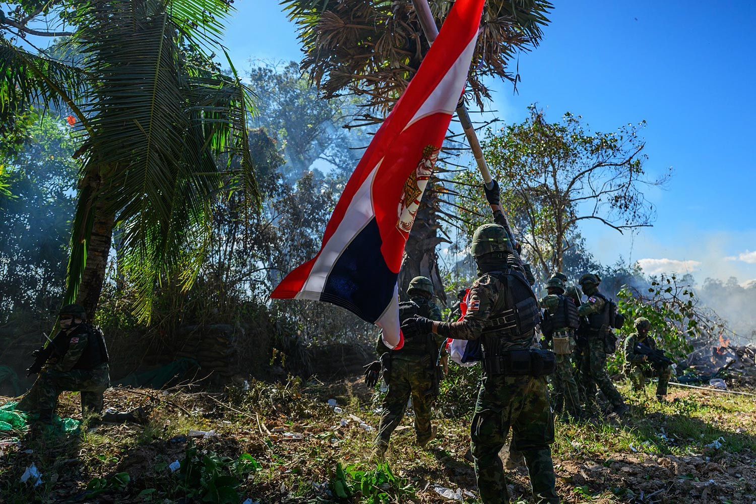Thai marine officer loses foot to Cambodian mine near border | News by Thaiger