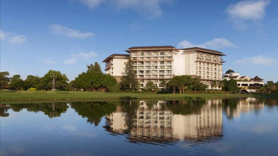 Le Méridien Suvarnabhumi offers a serene lakeside dining experience for Christmas in Bangkok.