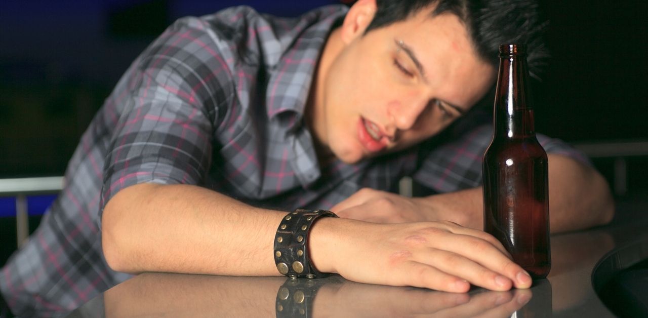 No alcohol sale for drunk customers