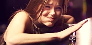 New alcohol rule: vendors banned from serving intoxicated customers | Thaiger