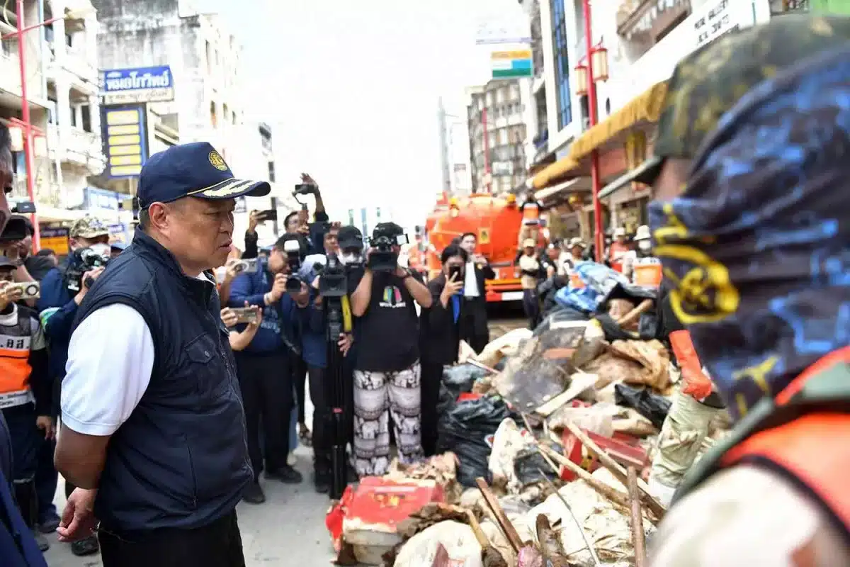 PM Anutin sets 14-day recovery deadline for Hat Yai flood aftermath | Thaiger