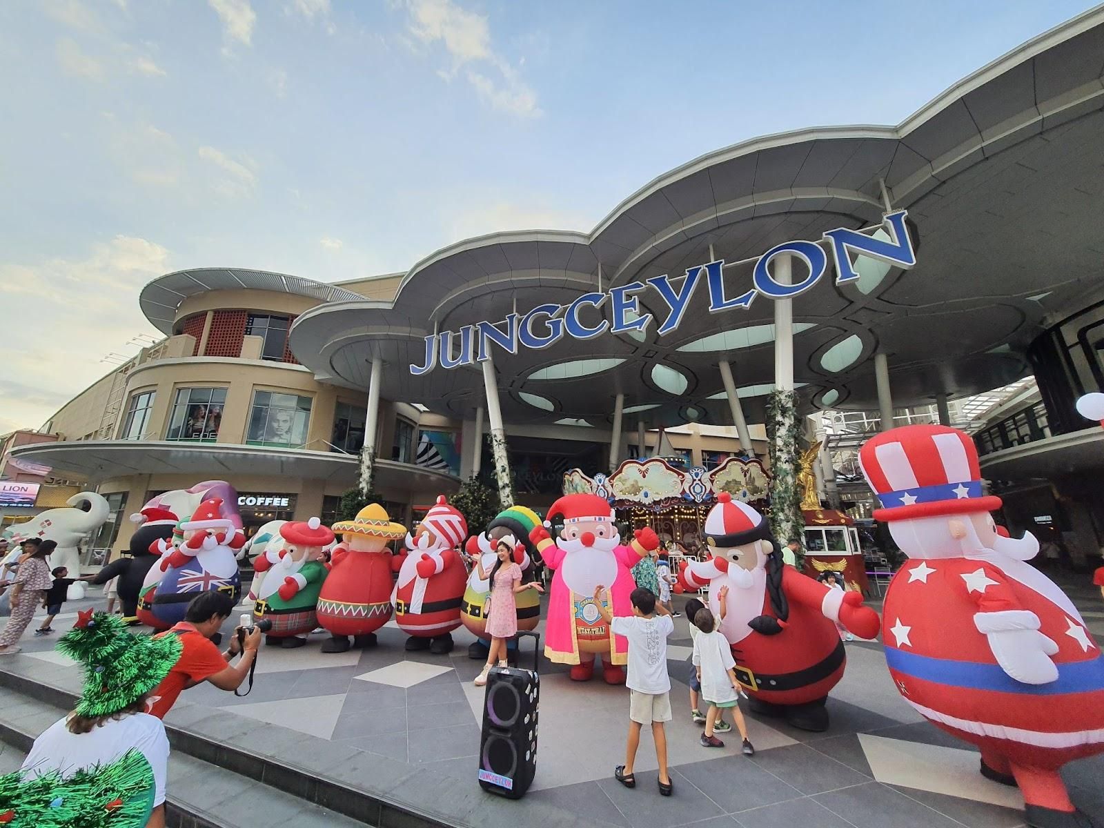 Santa at Jungceylon Phuket