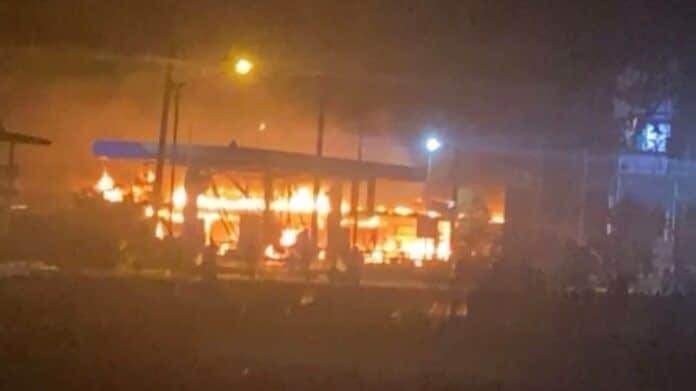 Bombings and arson hit 11 petrol stations in southern Thailand | News by Thaiger