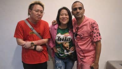 How Thai stand-up comedy is learning to stand on its own | Thaiger