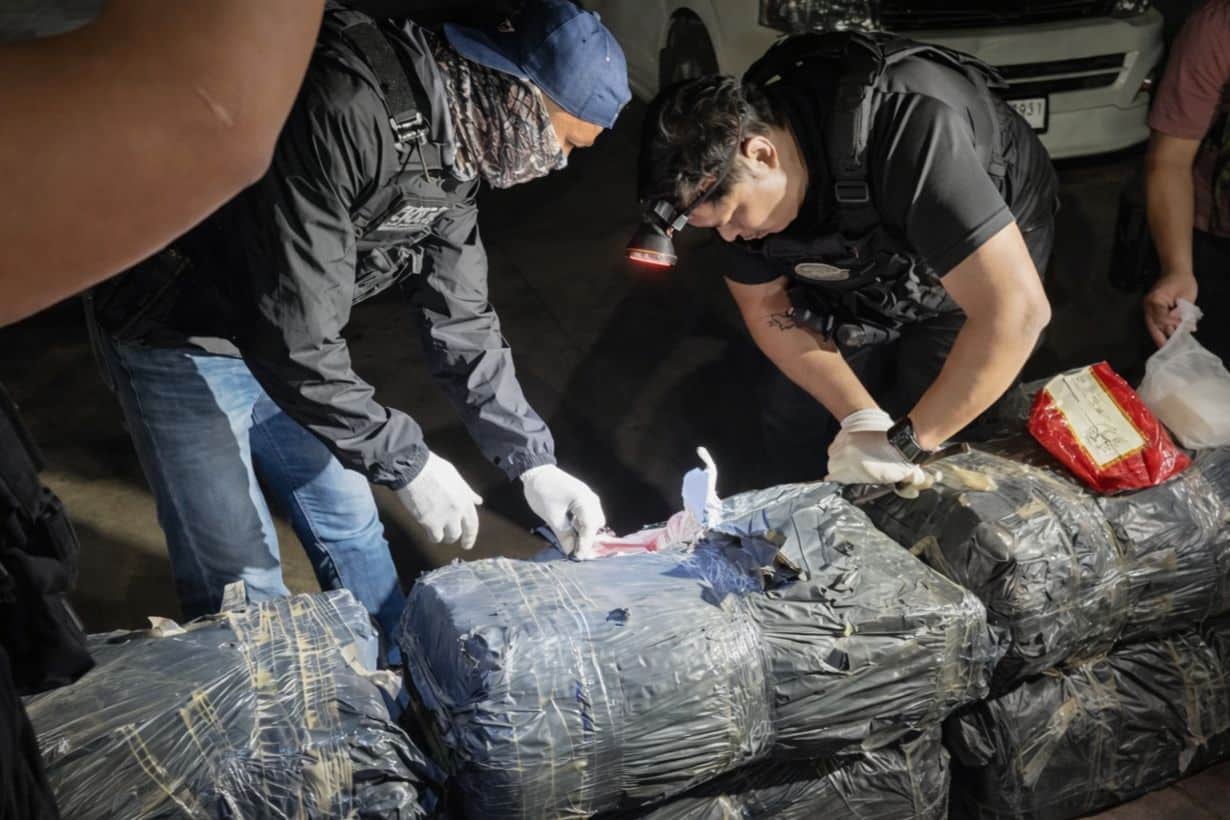 300kg of crystal meth seized and two traffickers arrested | Thaiger