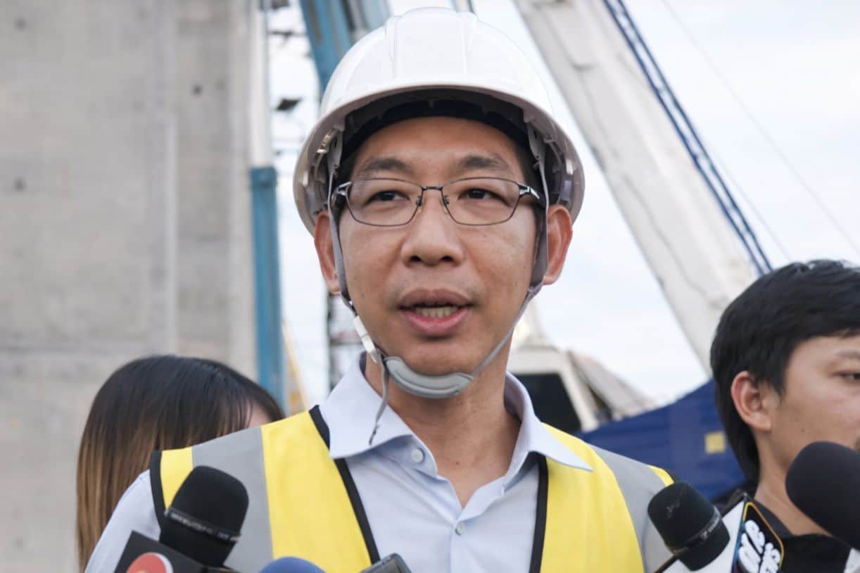 Engineers find the irregularities after crane collapse onto train | Thaiger