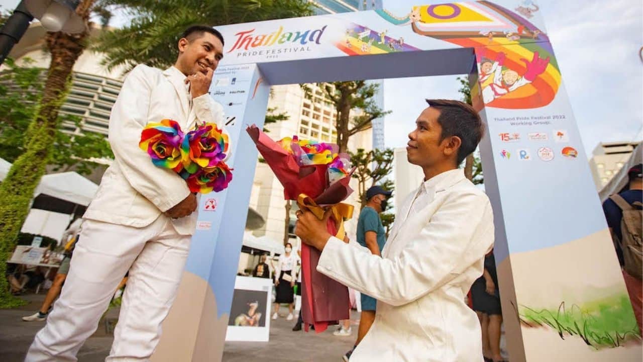 The quick history of Valentine's Day in Thailand from the 1980s to now | News by Thaiger