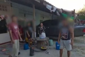 Wife joins group in assaulting husband in Rayong | Thaiger