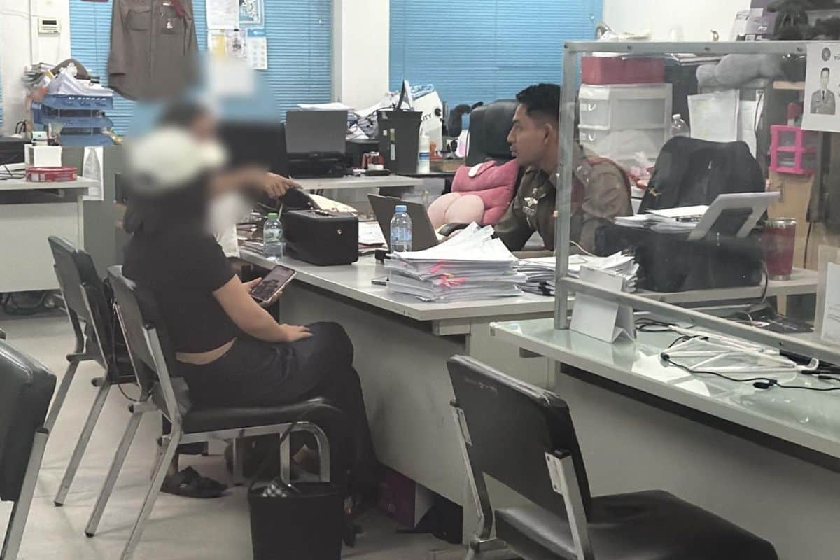 Chinese real estate agent robbed at scissor-point in Pattaya | Thaiger