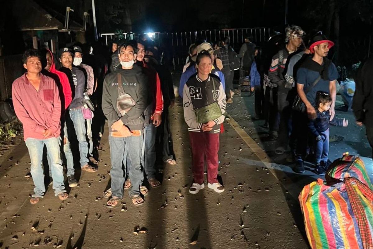 Cambodians fleeing poverty caught at Thai border in Chanthaburi | Thaiger