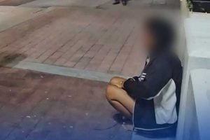 Distressed woman walks naked near hospital in Udon Thani | Thaiger
