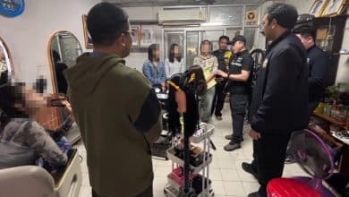 Nonthaburi police arrest Myanmar woman for teaching hairdressing | Thaiger