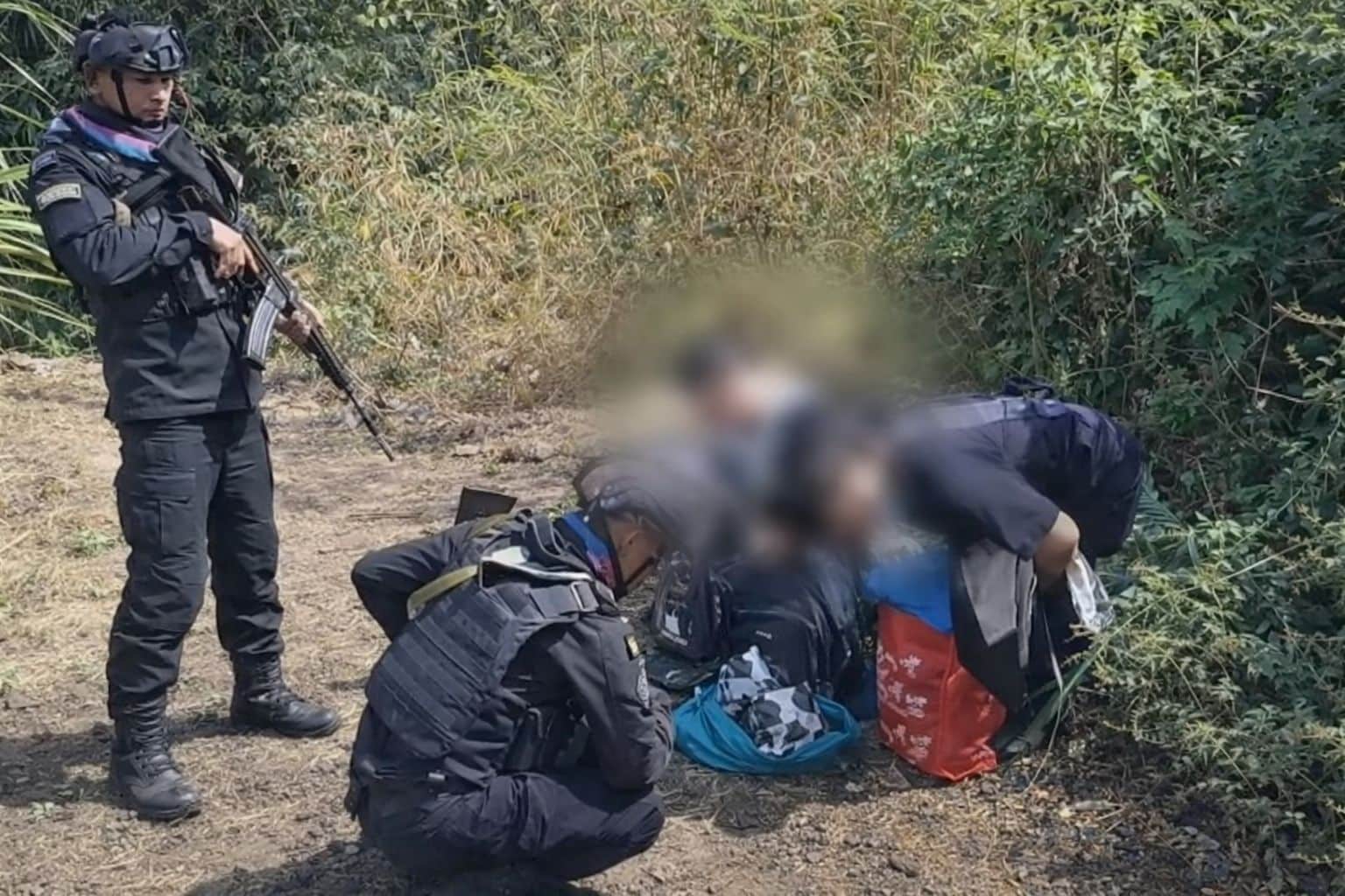 Three Chinese nationals arrested with 8,600 SIM cards after illegal entry | Thaiger