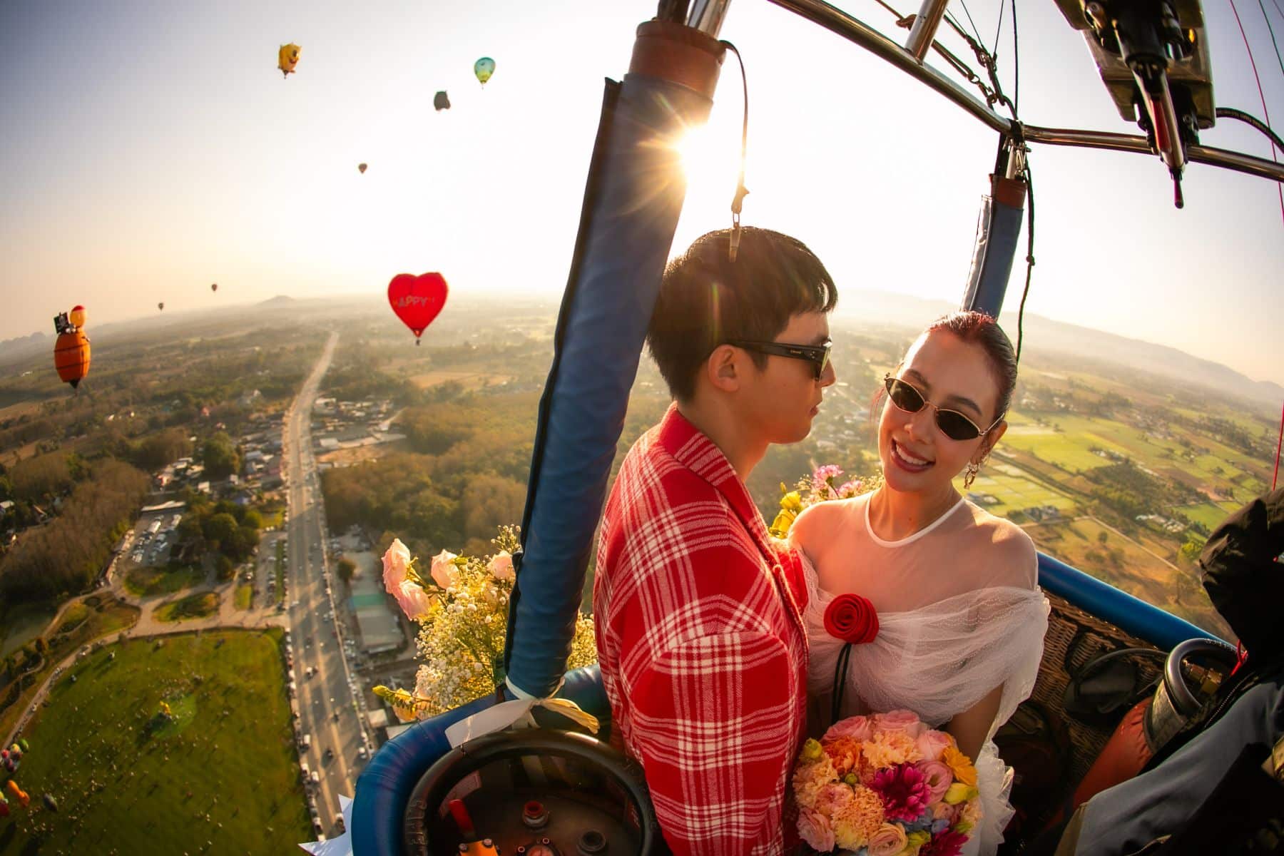 Singha Park Chiang Rai celebrates 10th anniversary of International Balloon Fiesta with grand showcase of 30+ balloons from 13 nations | News by Thaiger