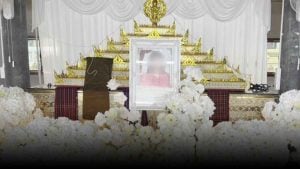 Crane accident claims life of woman on train, prompts grief in Thailand | Thaiger