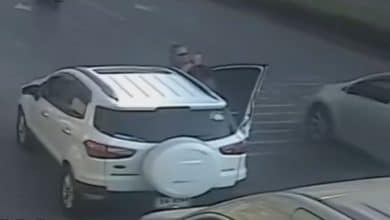 Thai police strangled in Bangkok traffic dispute, suspect still at large | Thaiger