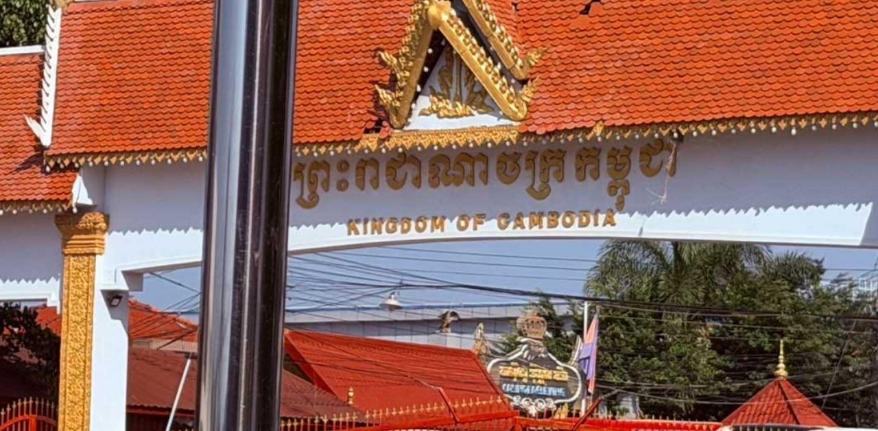 Thai return from Cambodia